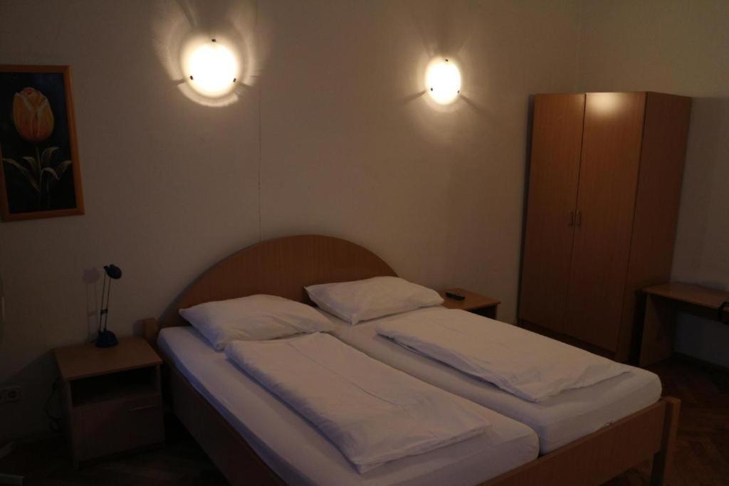 Suite Hotel 200M Zum Prater Вена Экстерьер фото