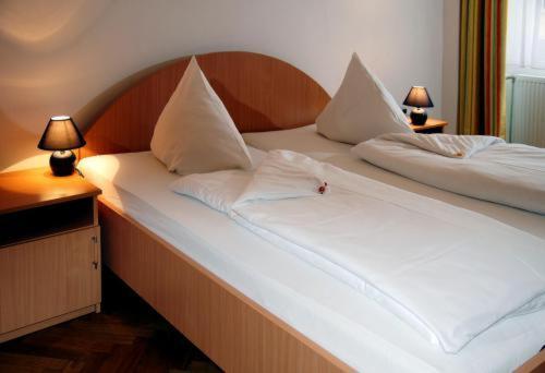Suite Hotel 200M Zum Prater Вена Экстерьер фото